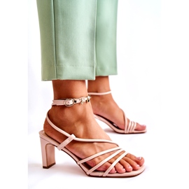 WS1 Klassische lackierte Sandalen auf High Heels Beige Milani 3