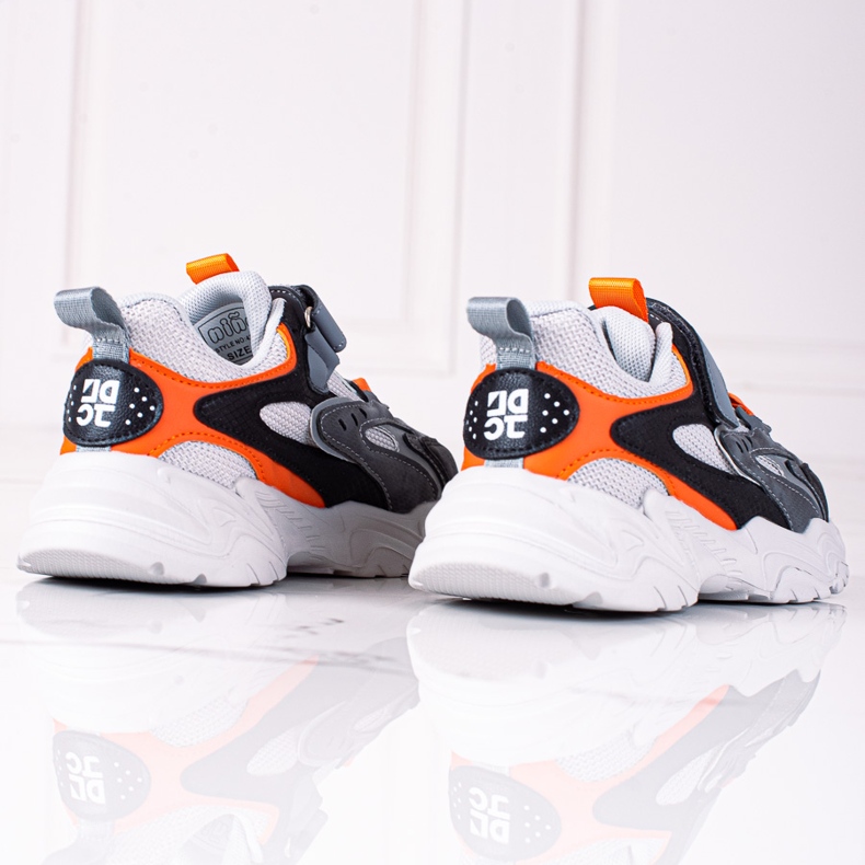 Shelovet-Sneaker für Jungen auf einem dicken grauen Plateau mehrfarbig 2