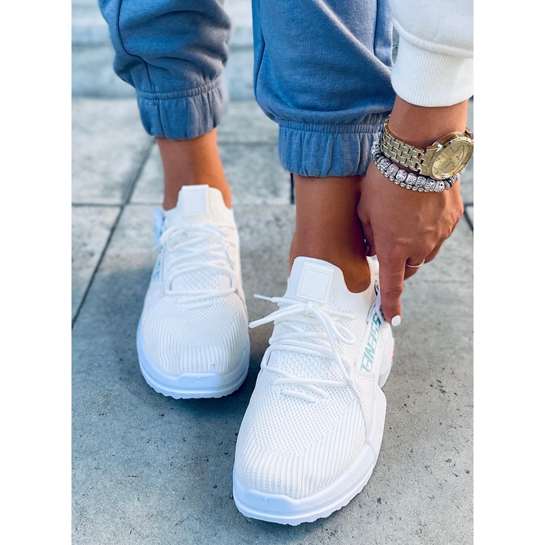 Hiral Weiße Socken Sportschuhe 1