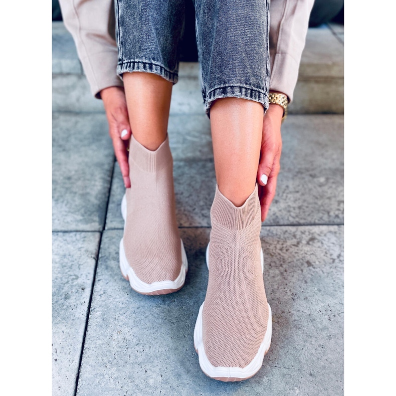 Nova Khaki Socken High-Top-Socken beige 1