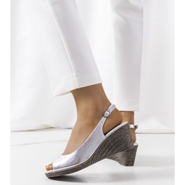 Keilsandalen von Beldesa in Silber 1