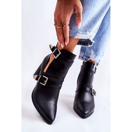 WJ2 Modische Stiefel auf einem Pfosten mit Ausschnitten schwarz suelo 1