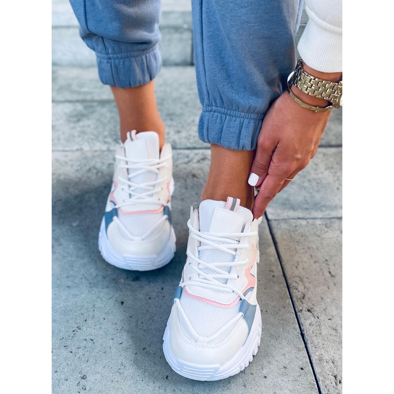 Vind Blaue Turnschuhe mehrfarbig 1