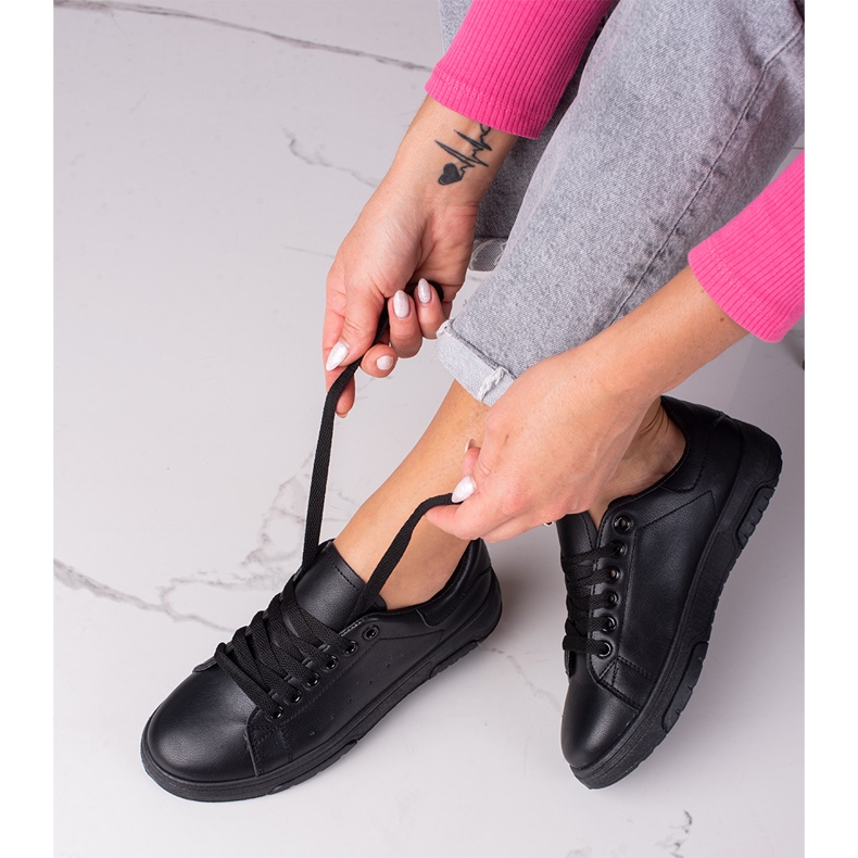 Schwarze Shelovet Damen-Sneaker aus ökologischem Leder 1