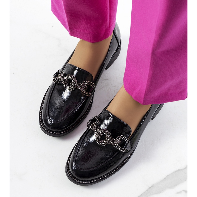 Schwarze Damenschuhe von Sakina 1