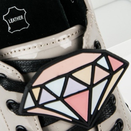 Betler Sneakers mit Diamantlackierung grau 1