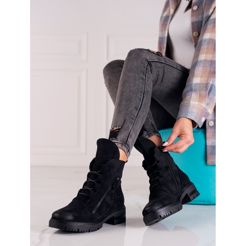 Schwarze Wildledertaschen von W. Potocki 1