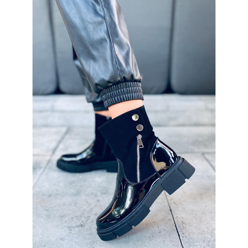 Unni Schwarz lackierte Stiefel 1