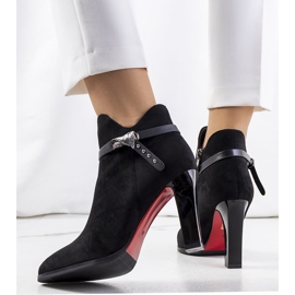 Schwarze Deshi High Heels 2