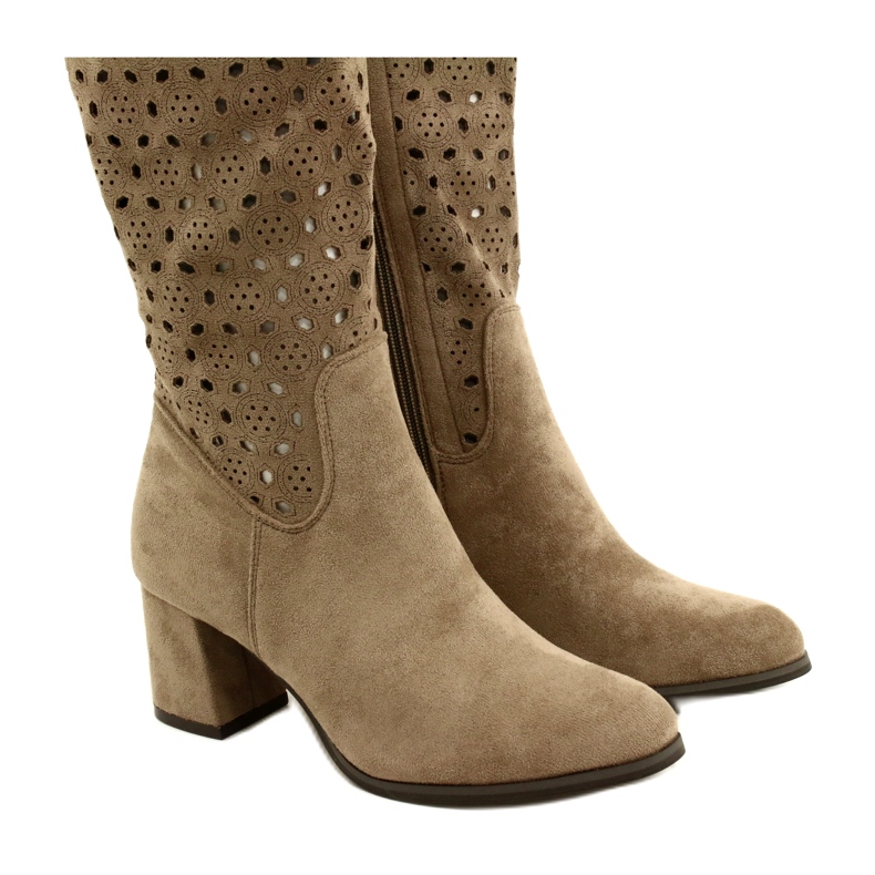 M.Daszyński Durchbrochene Stiefel auf einer Stange Beige SA156-10 4