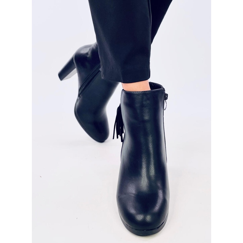 Zonda Schwarze High Heels 1