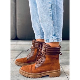 Arbeiterinnen von Gaba Camel braun 1