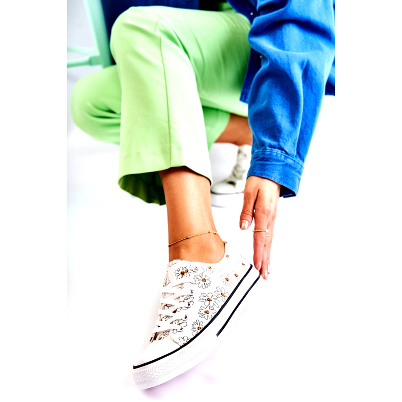 PS1 Niedrige Turnschuhe der Frauen mit weißen Janey-Blumen 6