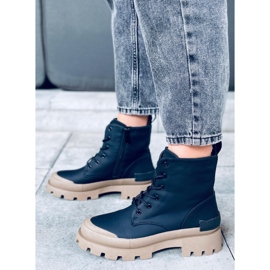 Toma Schwarze Trekkingstiefel 2