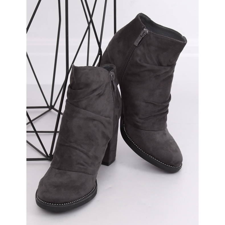 Puebla Graue High Heels 1