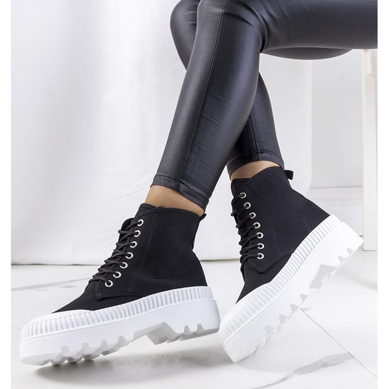 BM Schwarze Turnschuhe von Roxo 1