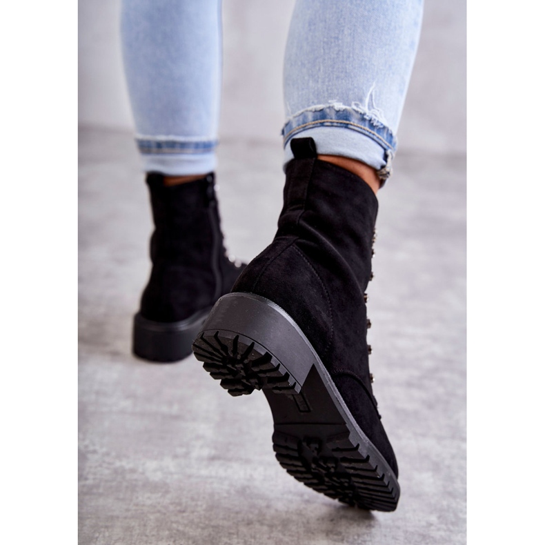 PG1 Schwarze Malesia Wildlederstiefel mit dekorativen Streifen 2