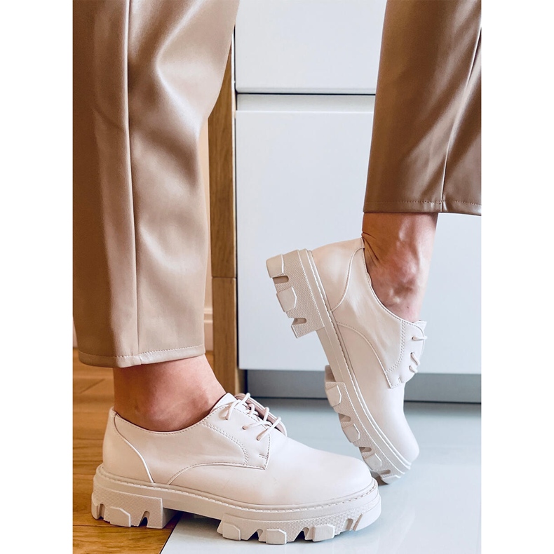 PA1 Tekla Beige Schnürloafer 2