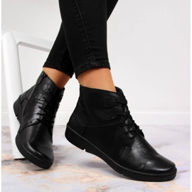 Schwarz Bequeme isolierte Damenstiefel aus Leder, schwarz Łukbut 1816 1