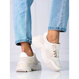 Damenturnschuhe auf einer dicken beigen Shelovet-Sohle 1