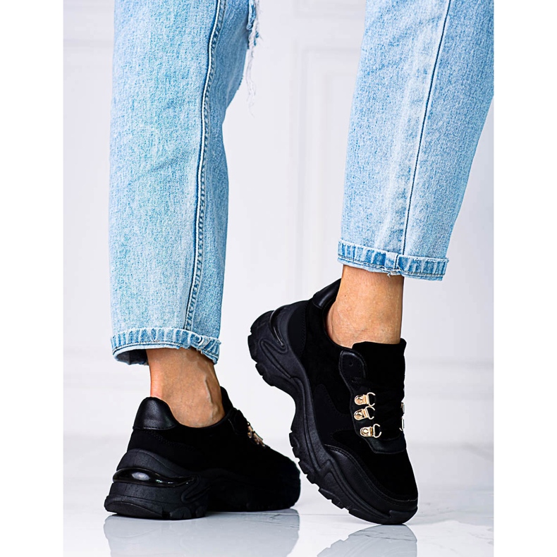 Damenturnschuhe auf einer dicken schwarzen Shelovet-Sohle 1