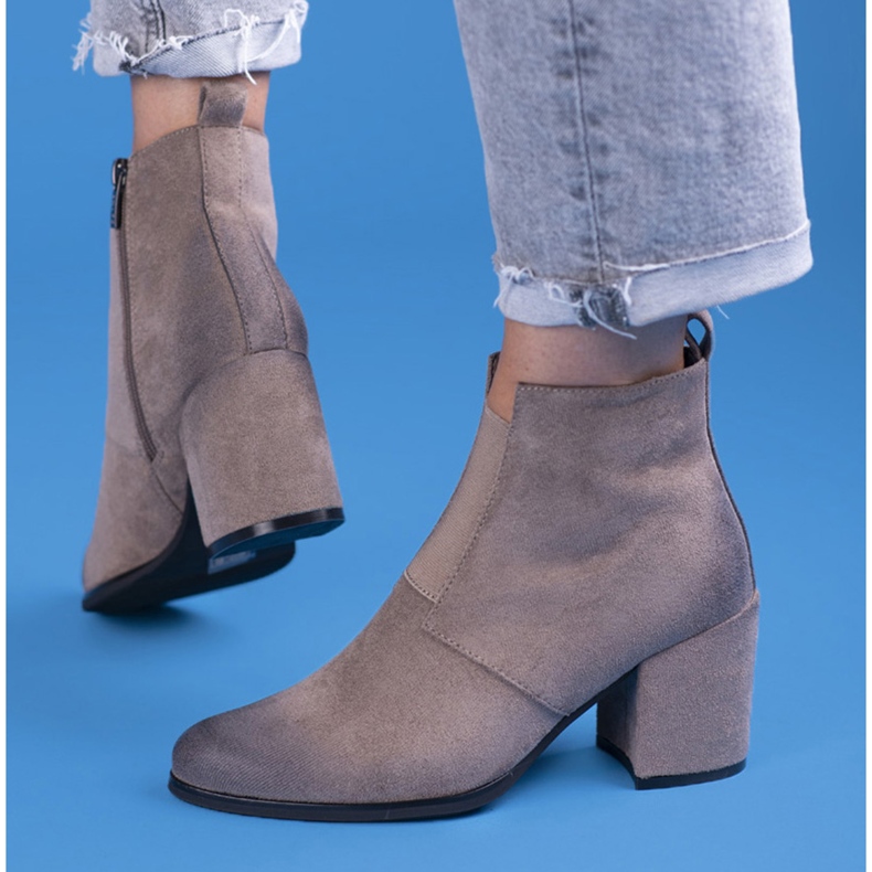 Beigefarbene Damenstiefeletten mit Shelovet-Gummiband 1