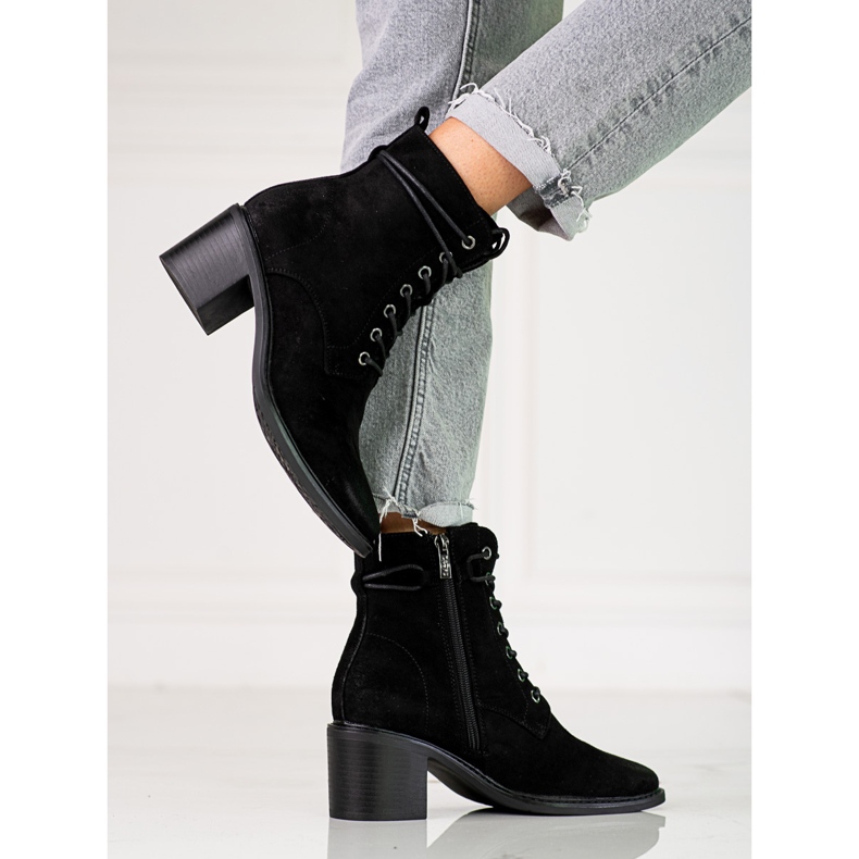 Schwarzer Shelovet Damenschnürstiefel aus ökologischem Wildleder 1