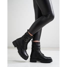 Shelovet Arbeiterinnen mit Schnallen schwarz 1