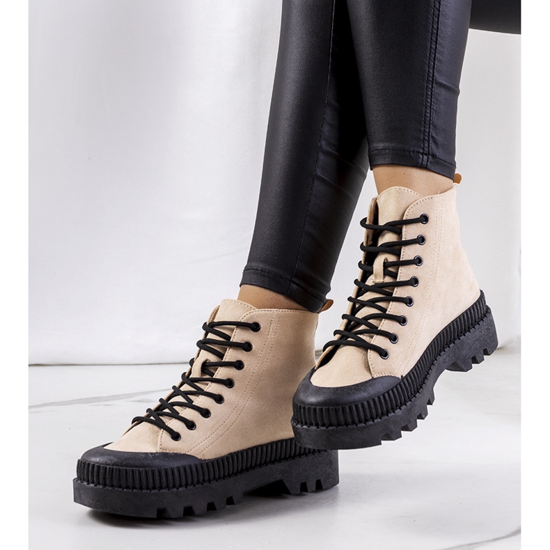 Avenis beige Turnschuhe 1