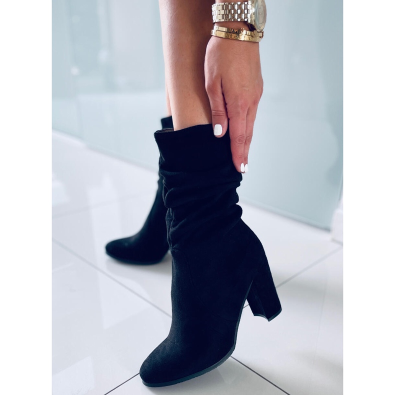 Pola Schwarze High Heels 2