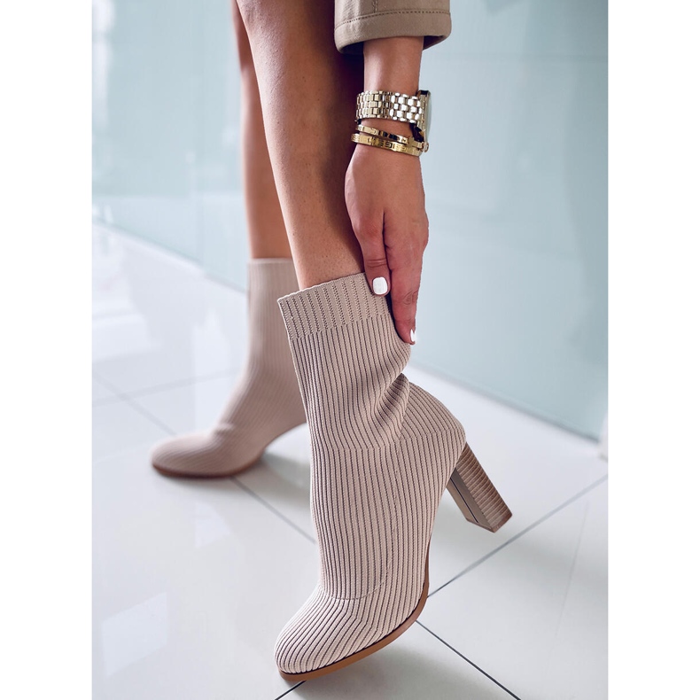 Sock Boots mit hohem Absatz von Hermine Taupe beige 2