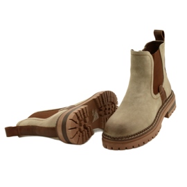 Evento Frauenstiefel mit Khaki 22BT35-5038 isoliert beige 4