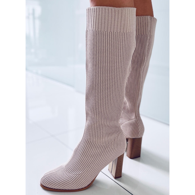 Sock Boots mit hohem Absatz von Claudia Taupe beige 2