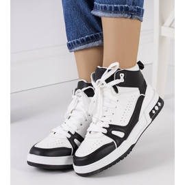 Schwarze Turnschuhe von Grandis weiß 2