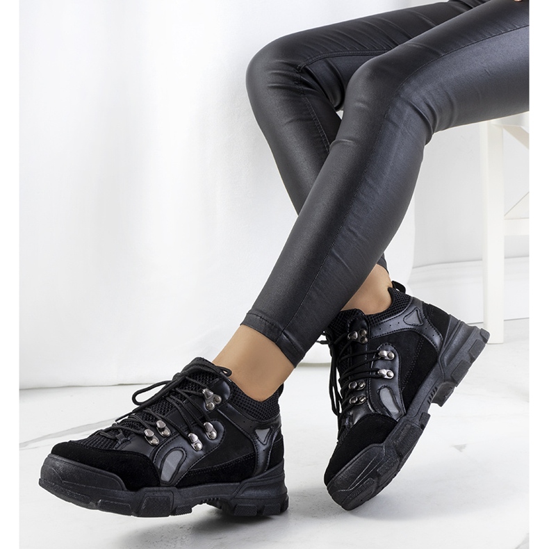 Schwarze Stratford-Turnschuhe 1