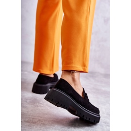 FB2 Damen-Brogues aus Wildleder mit schwarzer Leeza-Verzierung 2