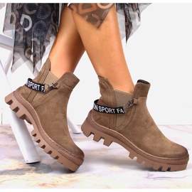 Chelsea-Stiefel aus Wildleder für Damen auf einer braunen Plattform Potocki 4