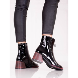 Damen-Stiefel aus Lackleder mit stylischem Vinceza-Absatz schwarz 1