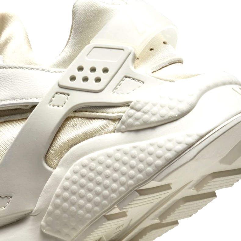Nike Air Huarache W DQ0916-001 Schuhe beige 5