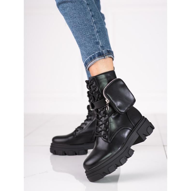 Arbeiterinnen mit Shelovet-Tasche schwarz 2