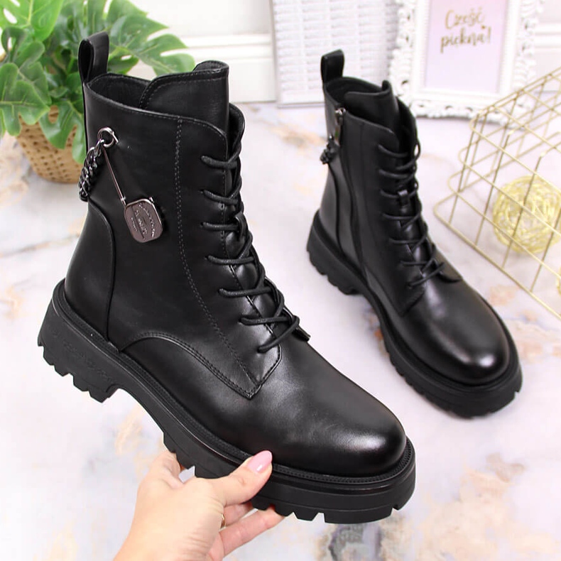 Schwarze isolierte Stiefel Damenstiefel schwarz Filippo PAW372 1