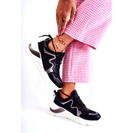 Modische schwarze Sport -Sneaker von Frauen 2