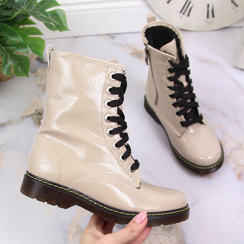 Mädchenstiefel, lackiert warmbeige Kornecki 6017 1