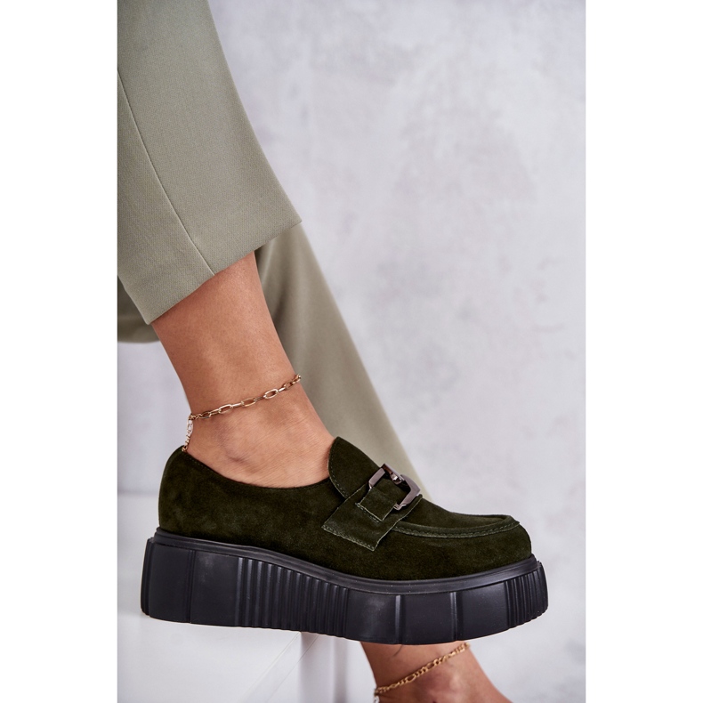 Modische Wildlederschuhe auf der Khaki Marsol-Plattform grün 1