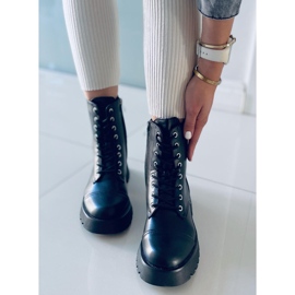 BM Bassschwarze Stiefel 1