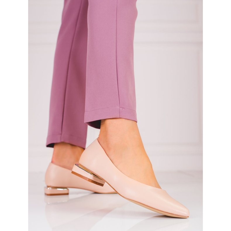 Beige Damenpumps mit niedrigen Absätzen Shelovet 1