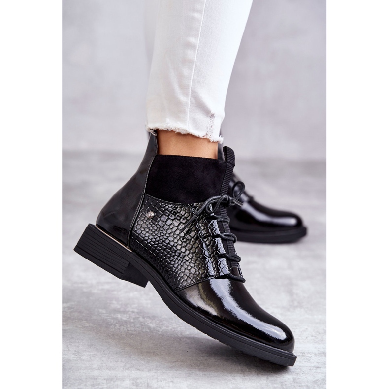 Vinceza Lackierte schwarze warme Schnürstiefel Cathrine 2