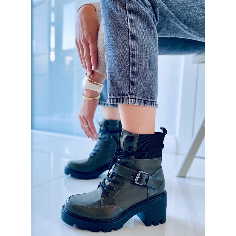 Schnürstiefel mit hohem Absatz Brooks DK.GREEN grün 2