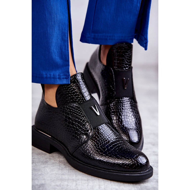 Vinceza Lackierte Stiefel mit Ausschnitten auf einem flachen Absatz Black Eunice schwarz 2