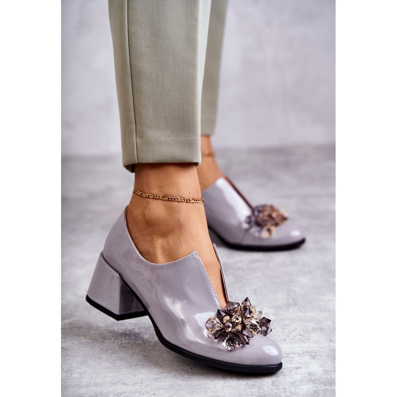 PA2 Glatte Schuhe aus lackiertem Leder mit dunkler Dekoration Grey Delaver grau 2